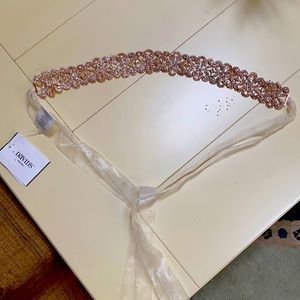 Rose gold David’s bridal crystal belt
